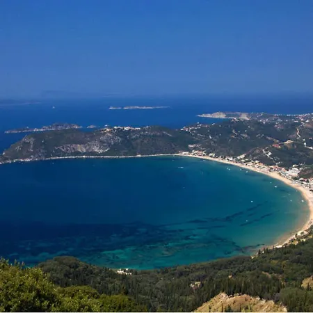 In With Sea Views & Pool Lejlighed