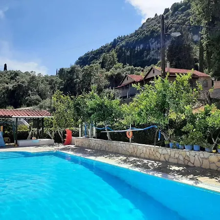 Apartament In With Sea Views & Pool
