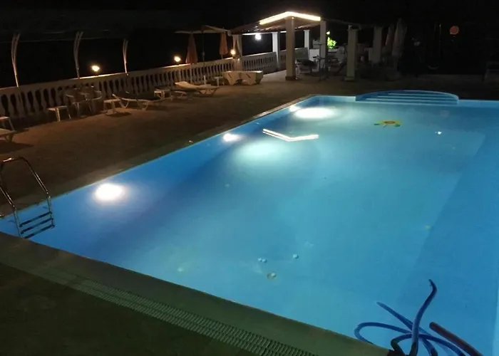 In With Sea Views & Pool Benitses (Corfu)