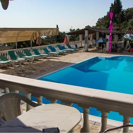 Apartament In With Sea Views & Pool *