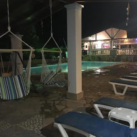 In With Sea Views & Pool * Benitses (Corfu)